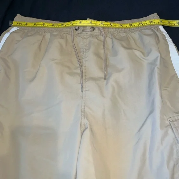 Nautica men’s medium beige swim trunks - Picture 9 of 11